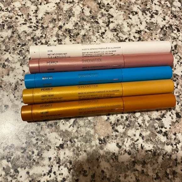 About face shadow stick bundle - Picture 1 of 3